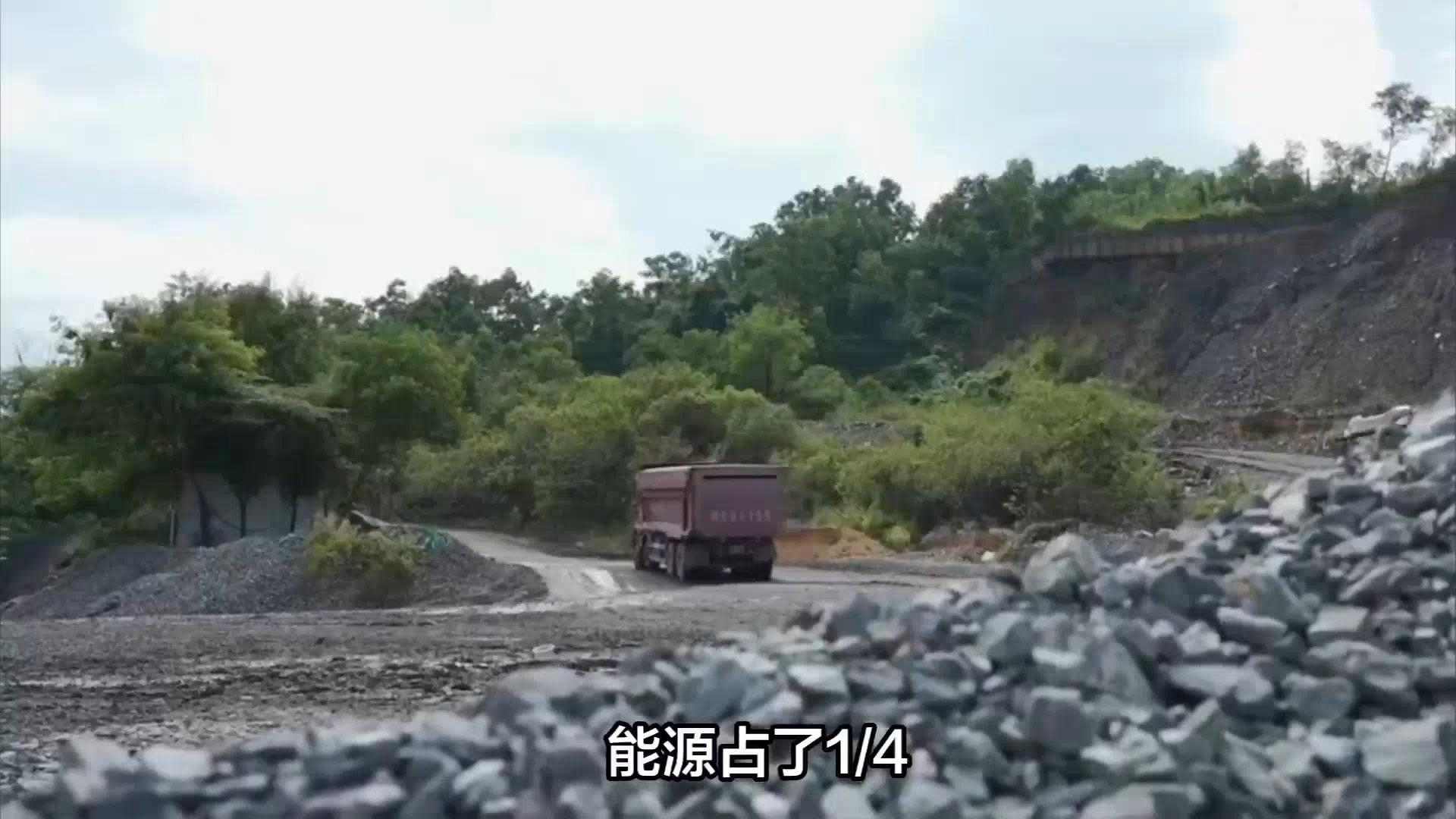盐湖股份：扩产后，“蓝科锂业”的碳酸锂装置规模将达到3万吨/年