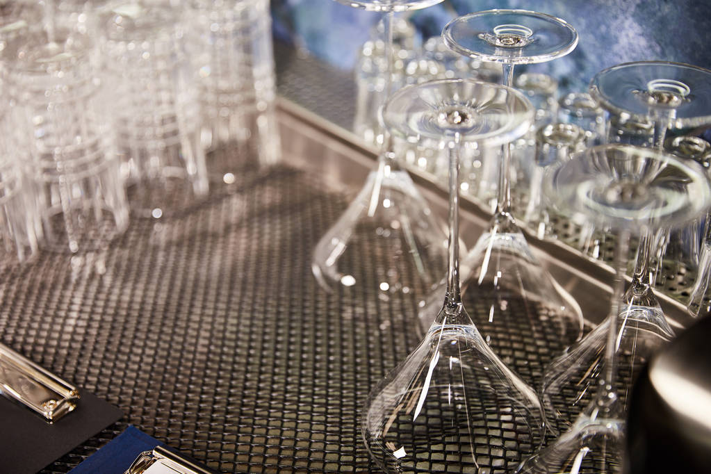 10月23日聚丙烯期货持仓龙虎榜分析:聚丙烯主力处于净空头状态