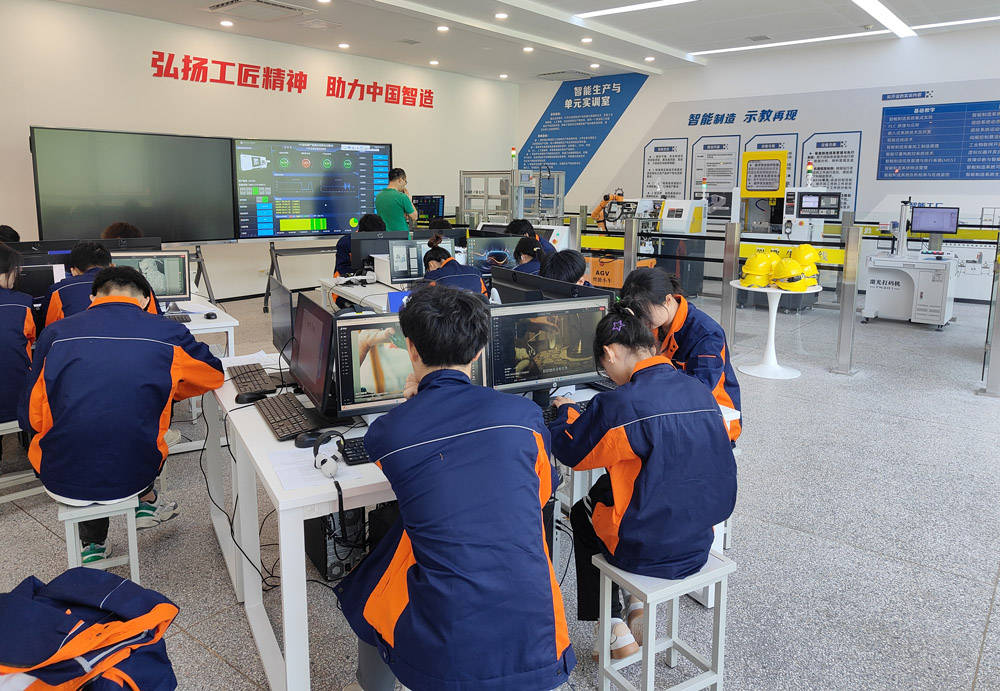 美信科技新设机器人制造子公司