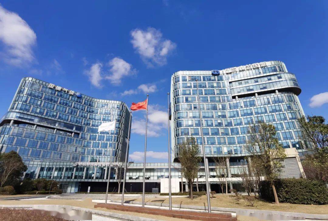 高测股份在上海新设智慧机器人公司
