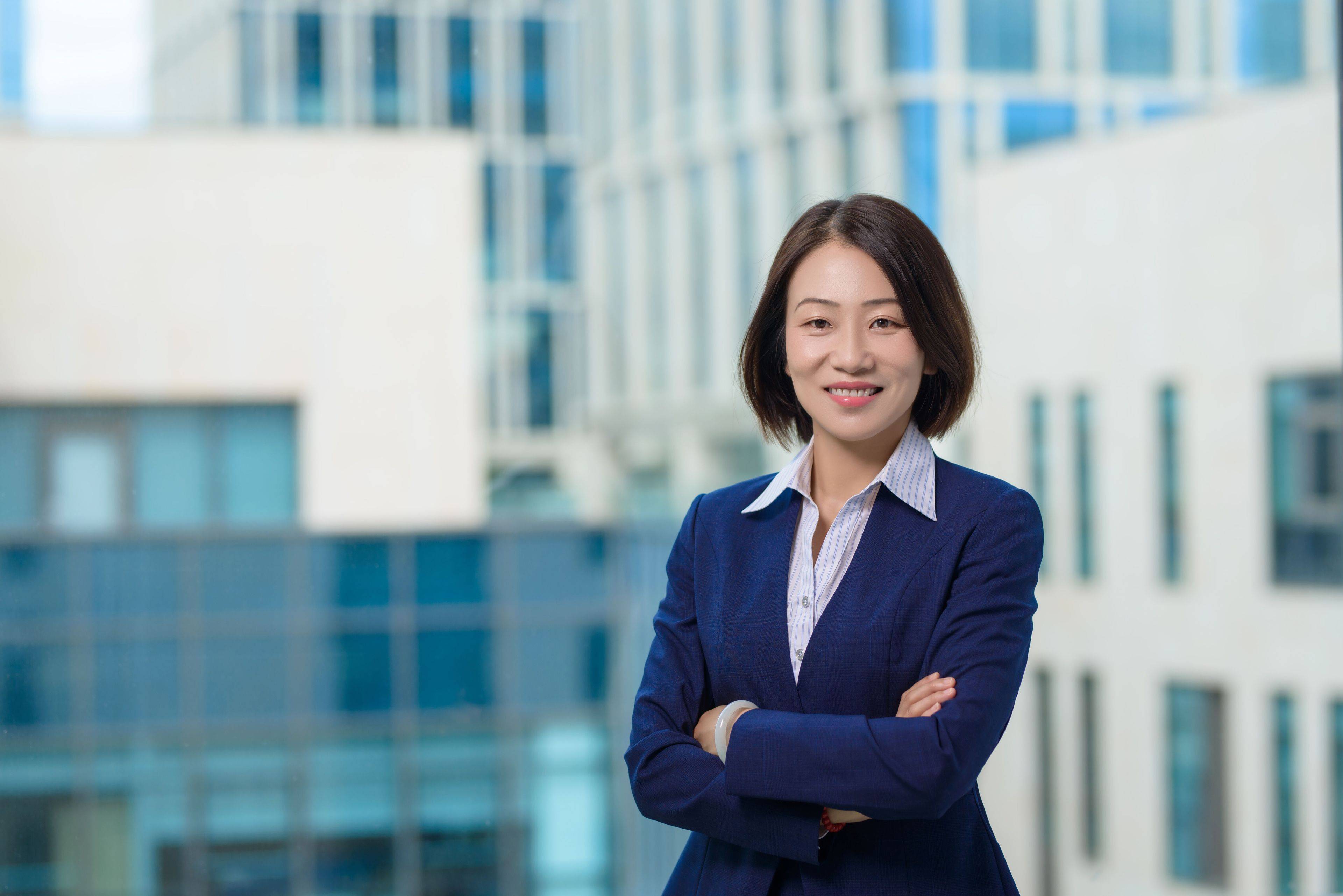 维信诺聘任陶李担任董秘：无上市公司董秘工作 公司2025年业绩预亏