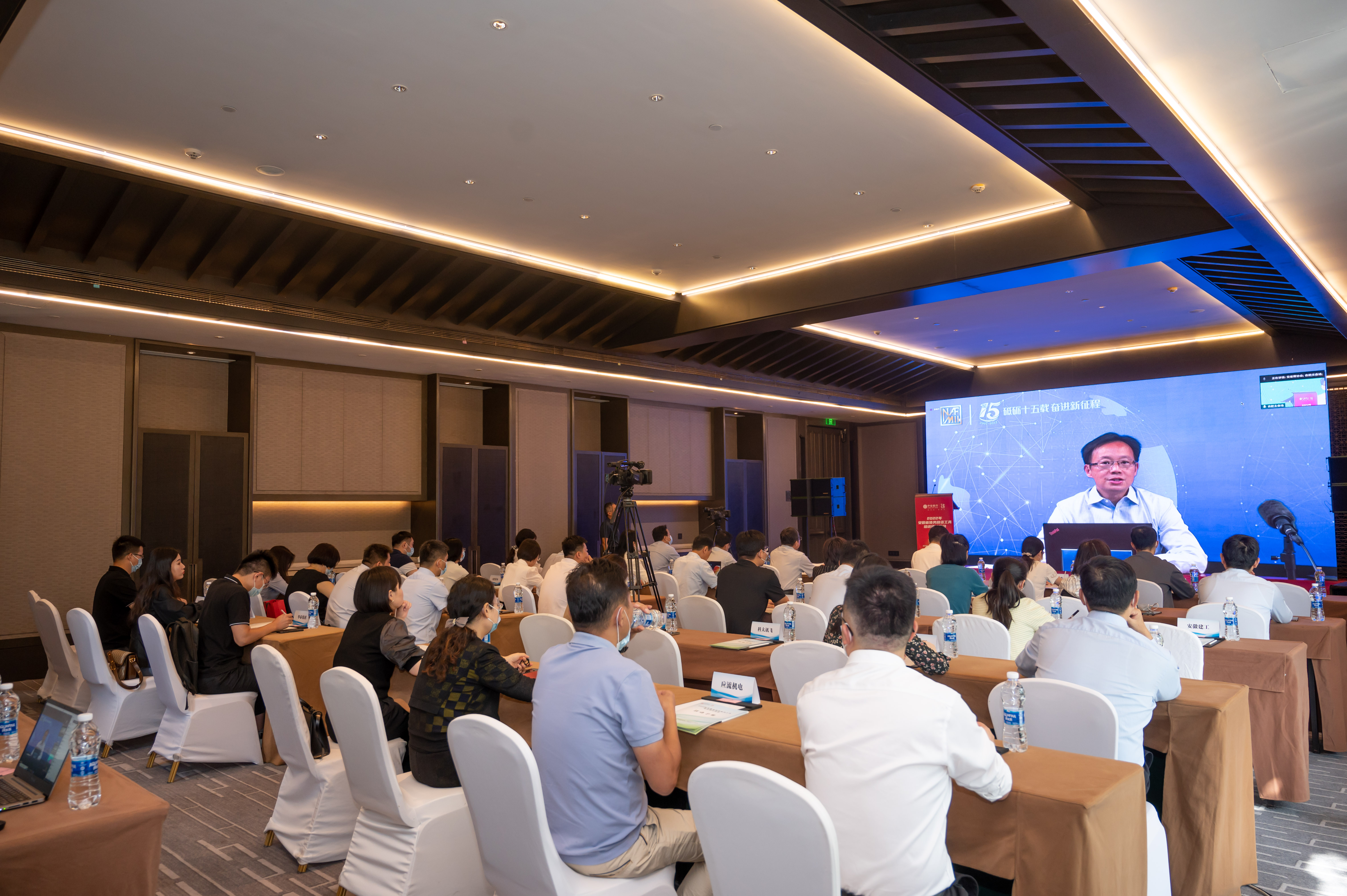交易商协会核减232.065亿元债务融资工具额度,涉及10家公司