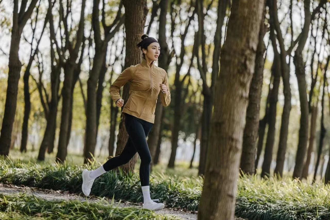 Lululemon发布2026财年业绩指引
