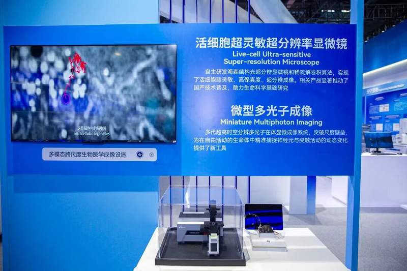 探馆中关村常设展:发丝支架疏导“脑内炸弹”,柔性电极破解脑机接口“掉线”难题
