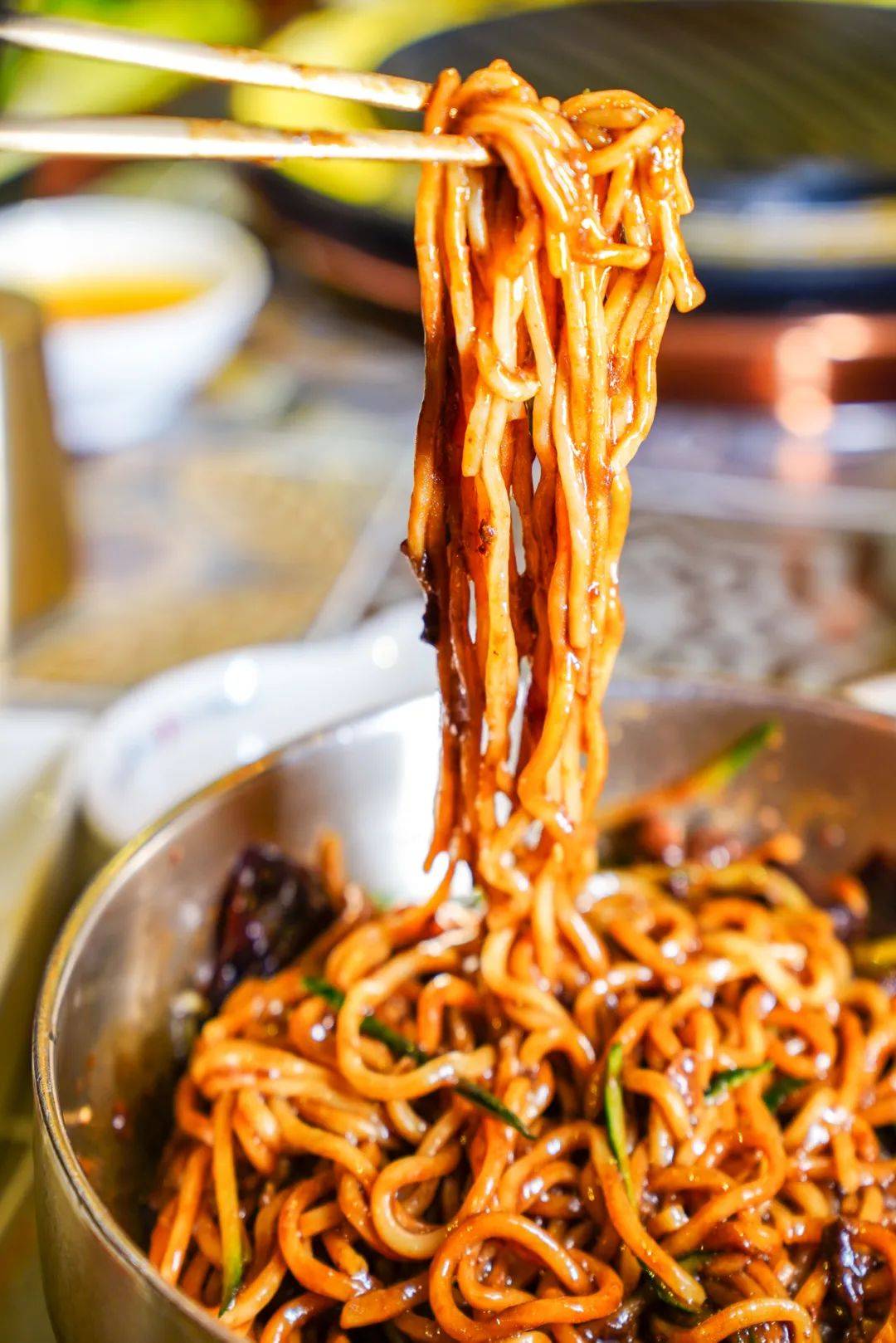 一家饺子馆,辨认出了Al风暴