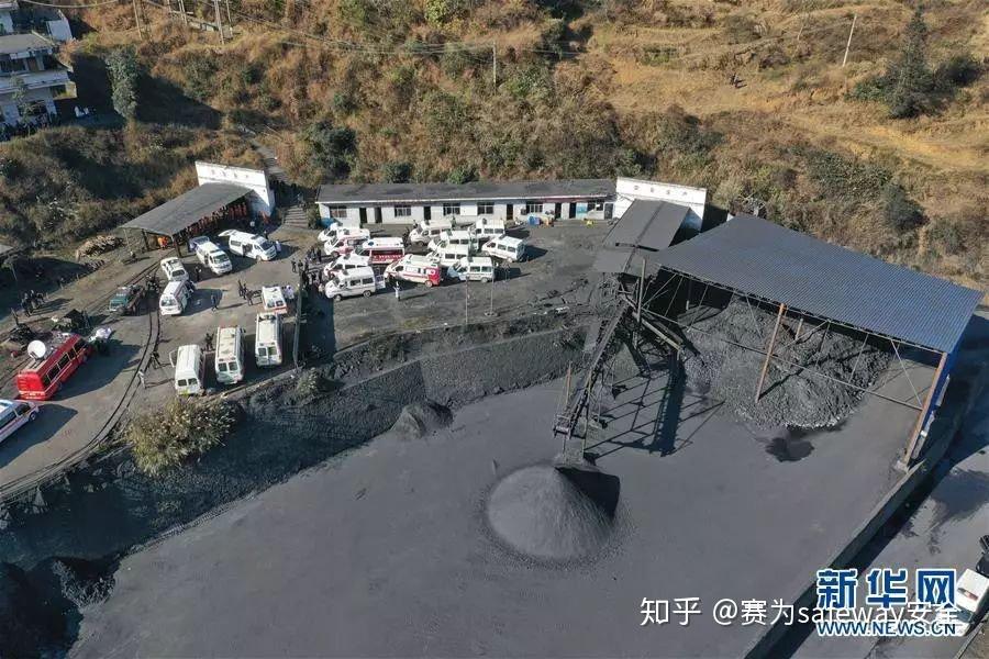 痛心!浏阳烟花厂爆炸事故已致3死25伤!附近村民:几百斤石头被炸飞到路边,家中门窗震碎变形